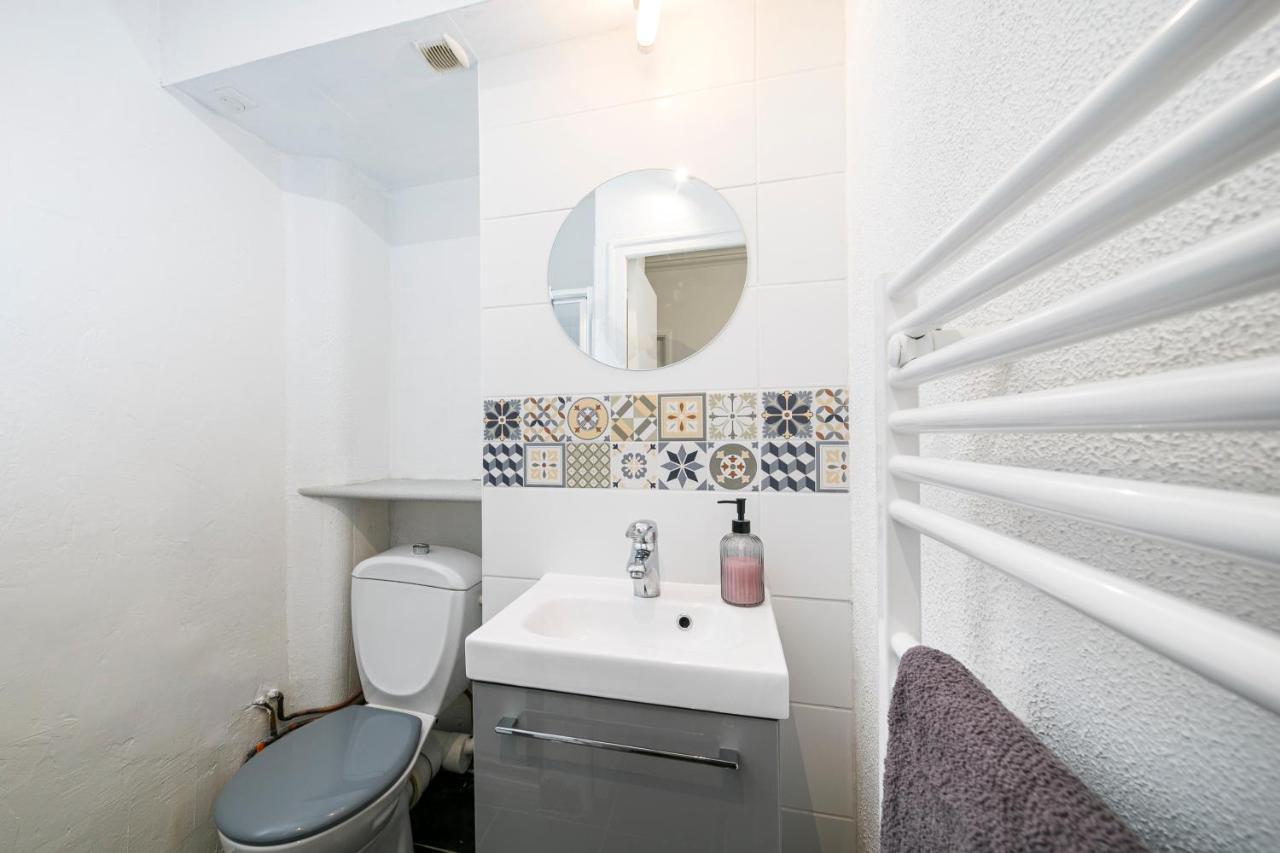 Agreable T1 Situe Au Centre Historique De Dinan Apartment Exterior foto